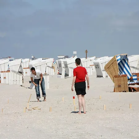 In St Peter-ording, Cleaning Included Böhl