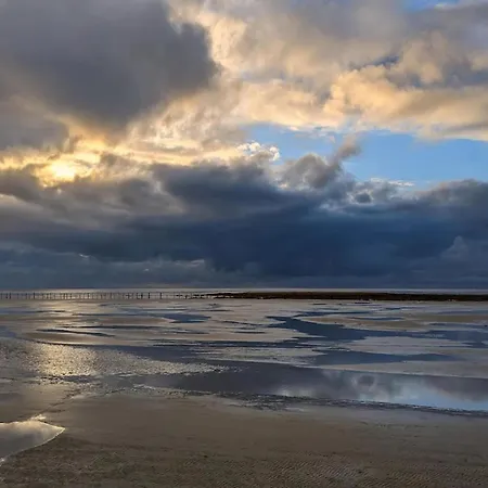 In St Peter-ording, Cleaning Included Appartement
